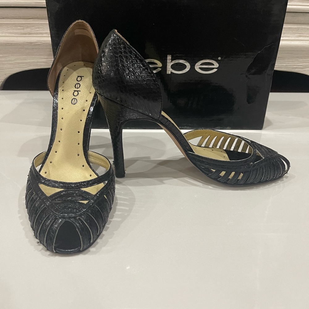 Bebe BARB black peep toe heels